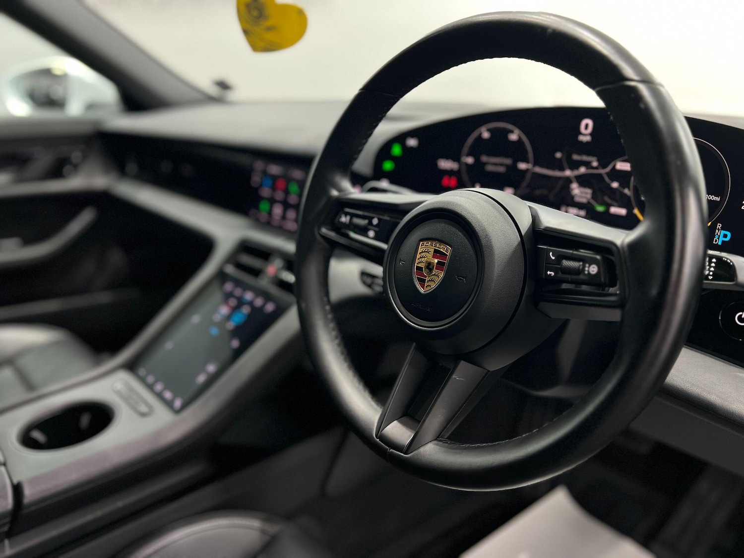 Used Porsche Taycan 2021 for sale - 75915717: Photo 40