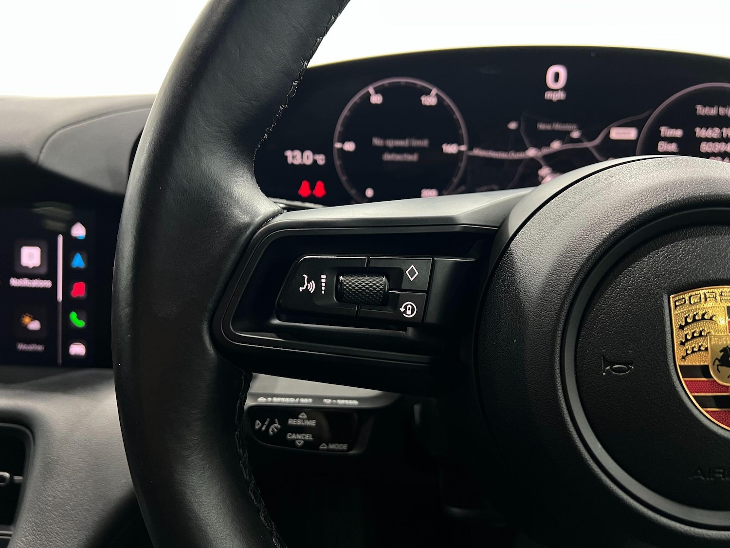Used Porsche Taycan 2021 for sale - 75915717: Photo 64