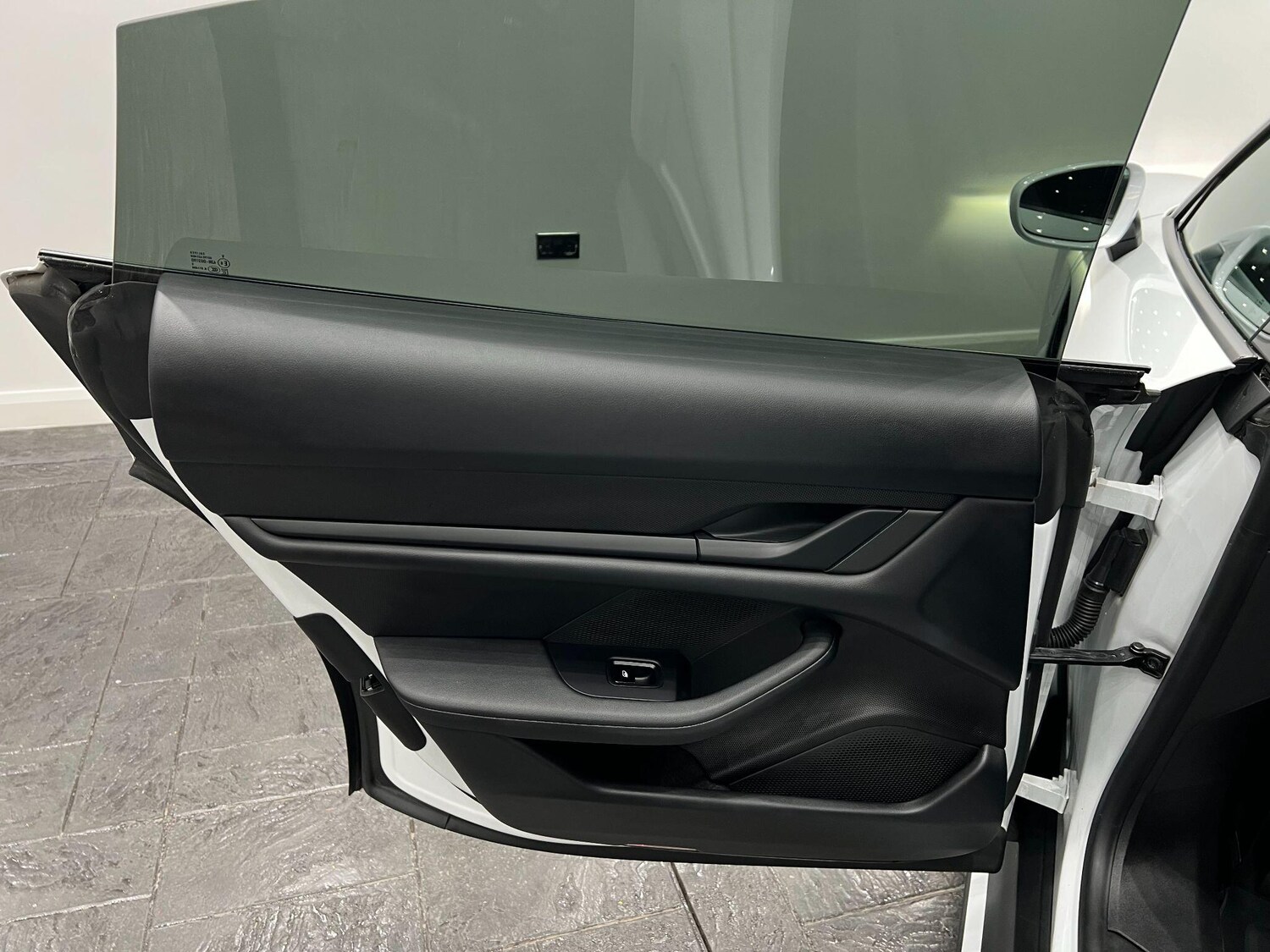 Used Porsche Taycan 2021 for sale - 75915717: Photo 75