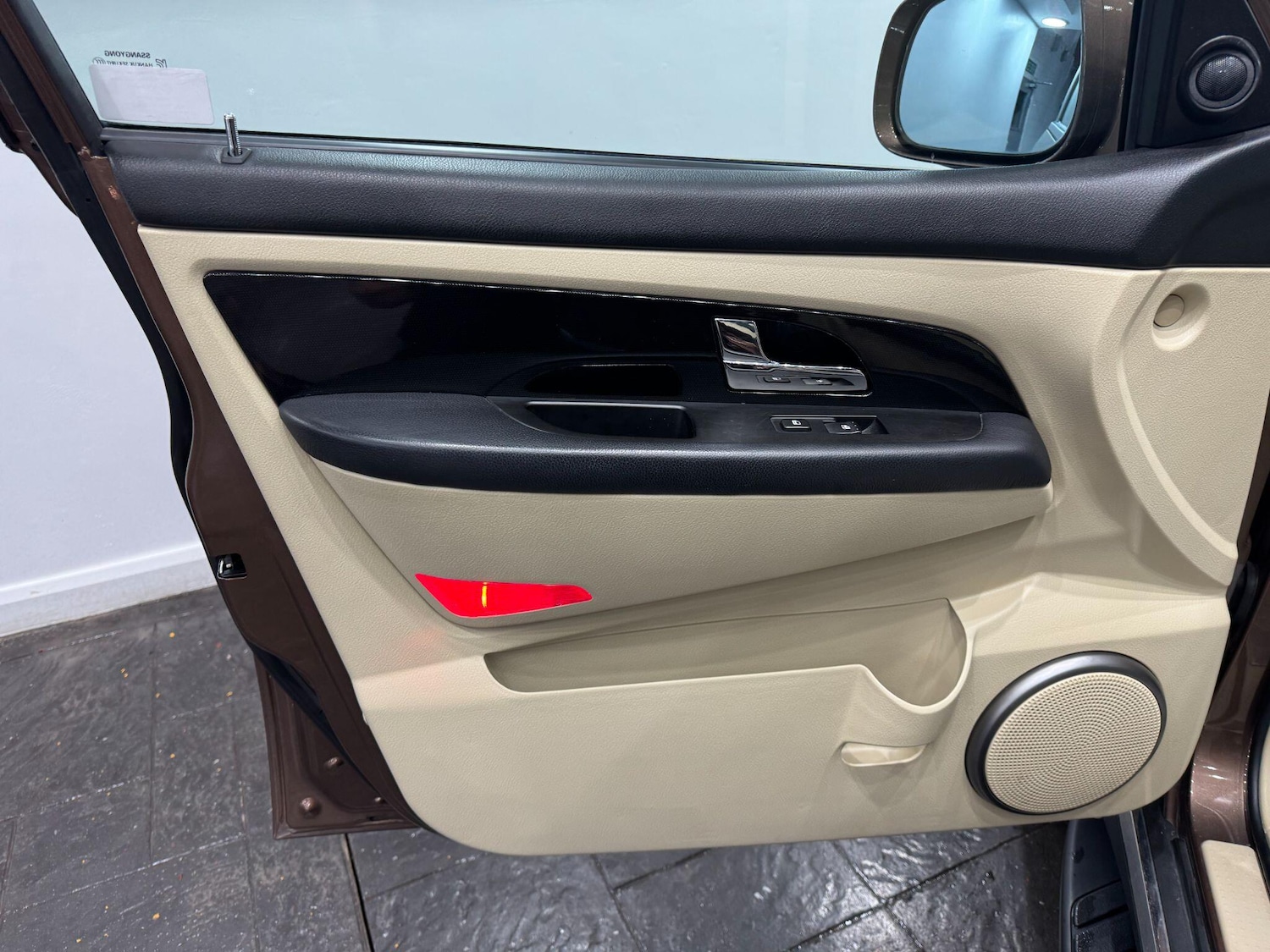 Used Ssangyong Rexton 2016 for sale - 77684079: Photo 46