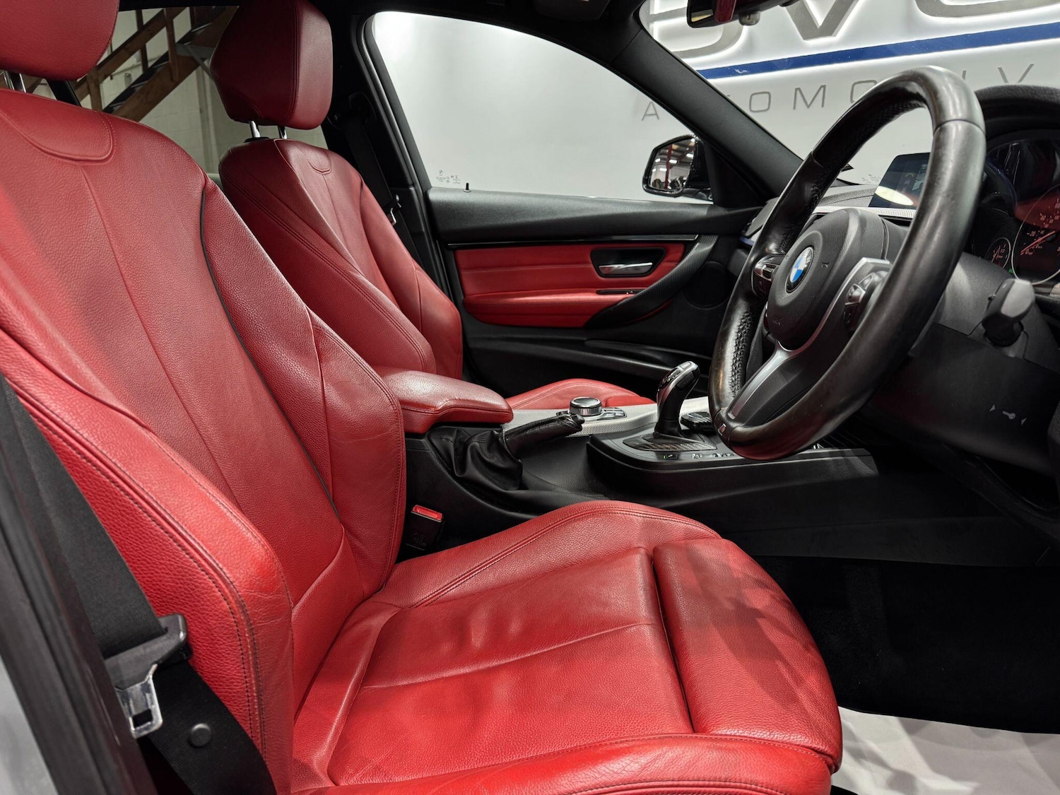 Used BMW 3 Series 2018 for sale - 77925922: Photo 24