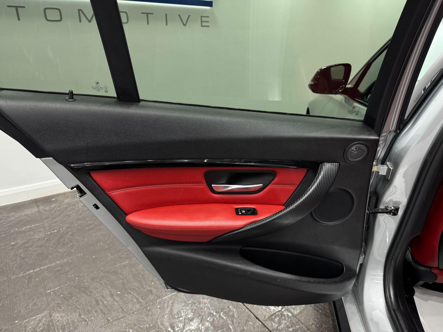 Used BMW 3 Series 2018 for sale - 77925922: Photo 54