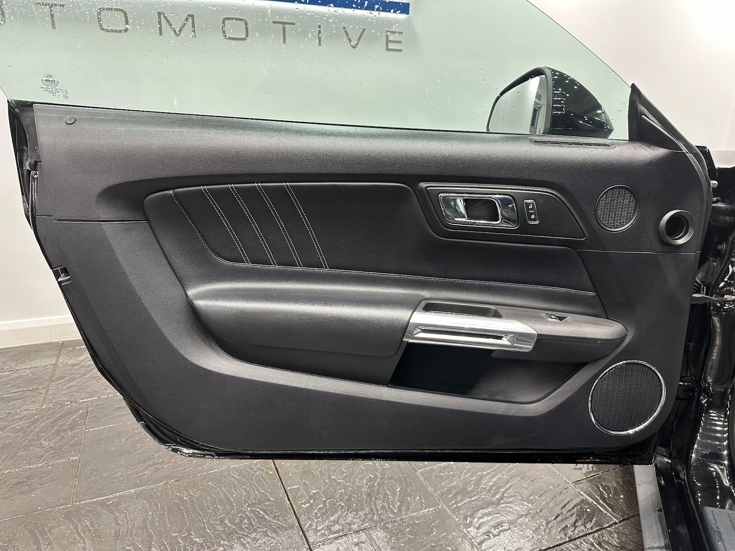 Used Ford Mustang 2018 for sale - 76926990: Photo 50