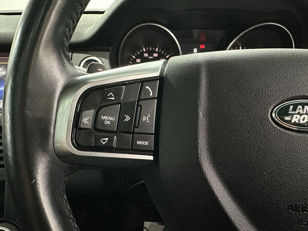 Used Land Rover Discovery Sport 2017 for sale - 76296096: Photo 46