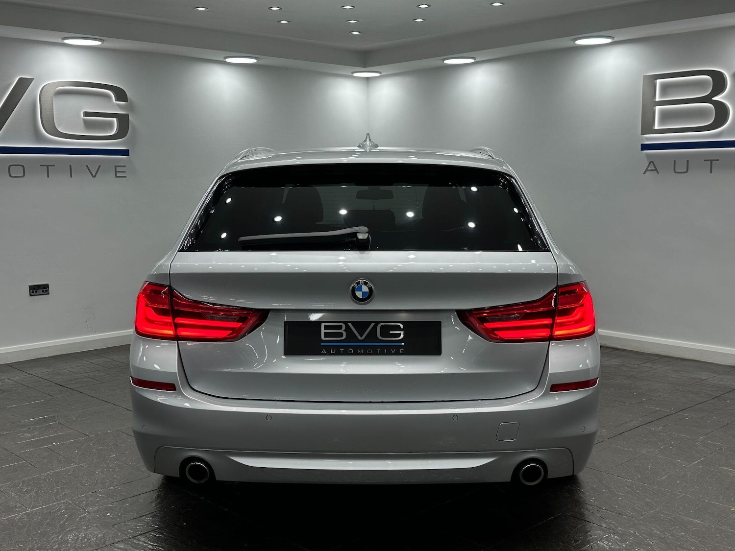 Used BMW 5 Series 2017 for sale - 76824659: Photo 11