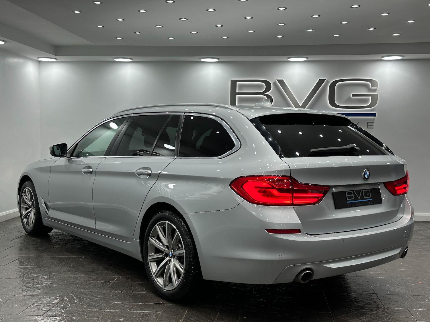 Used BMW 5 Series 2017 for sale - 76824659: Photo 12