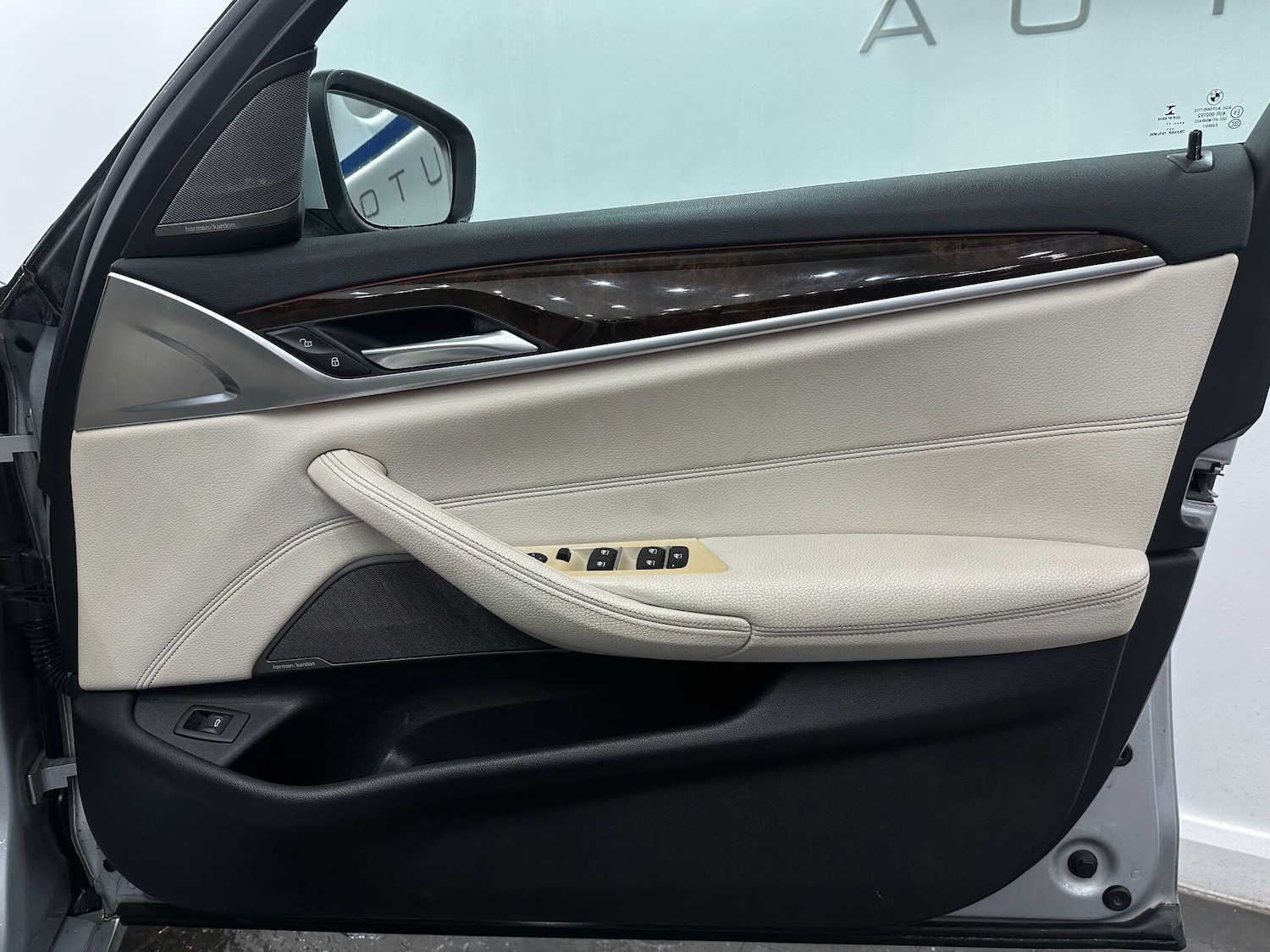 Used BMW 5 Series 2017 for sale - 76824659: Photo 27