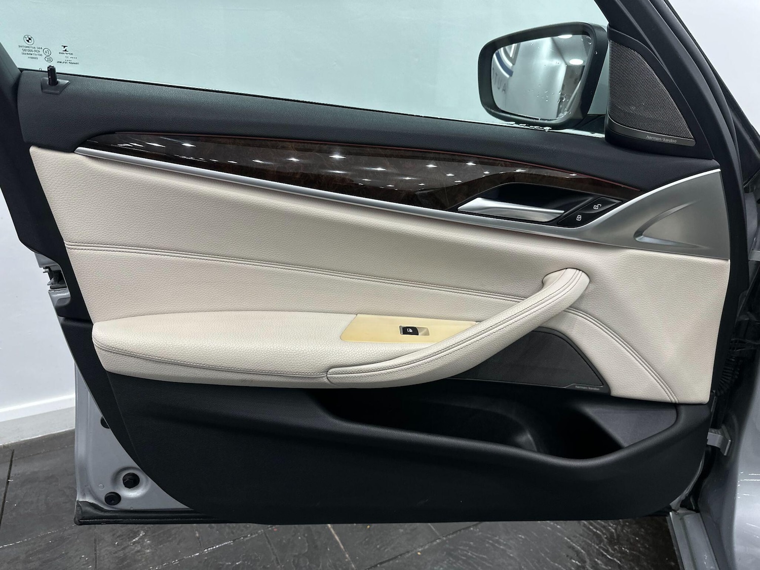 Used BMW 5 Series 2017 for sale - 76824659: Photo 45