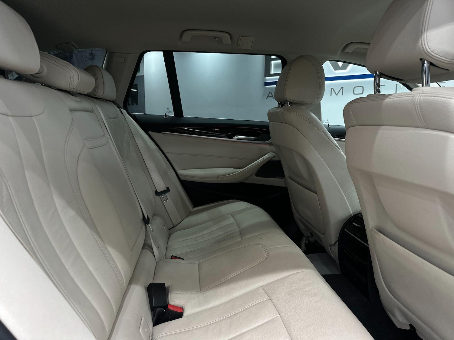 Used BMW 5 Series 2017 for sale - 76824659: Photo 54