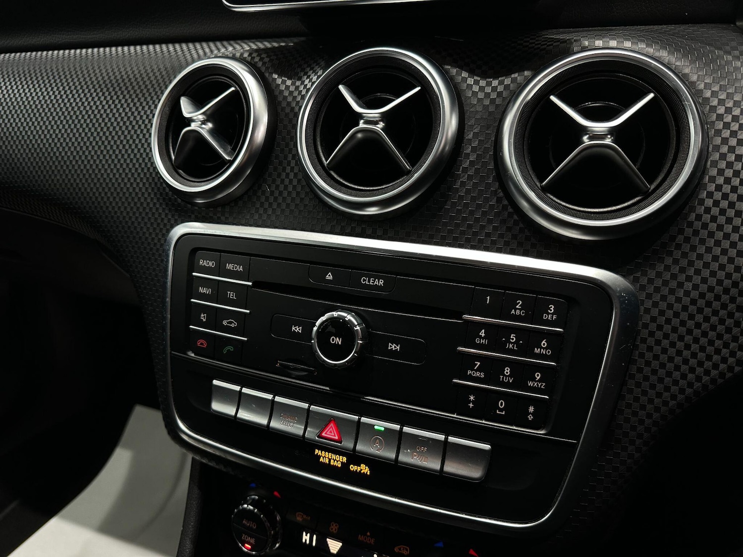 Used Mercedes-Benz A-Class 2016 for sale - 76607335: Photo 31