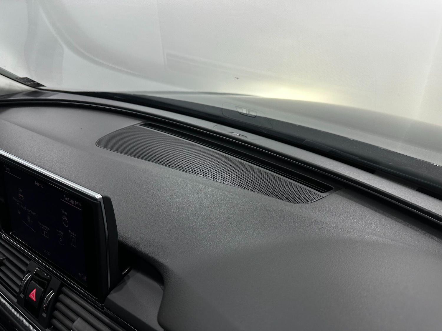 Used Audi A6 Saloon 2018 for sale - 76399376: Photo 35