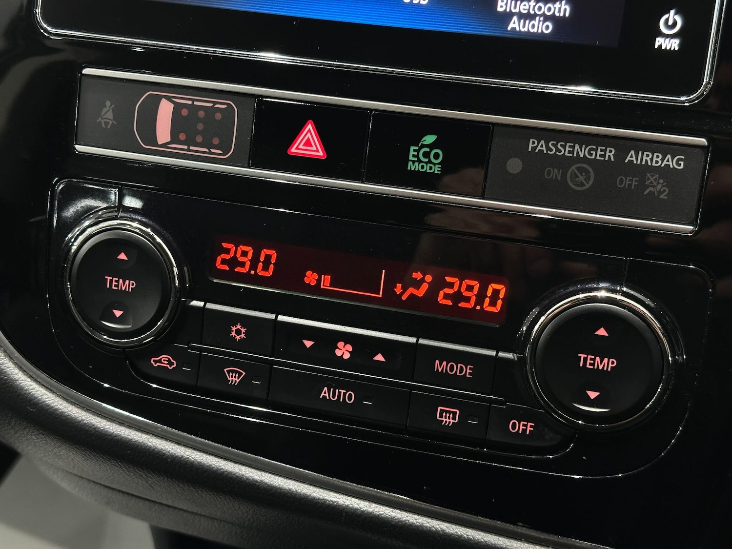 Used Mitsubishi Outlander 2018 for sale - 77040318: Photo 29