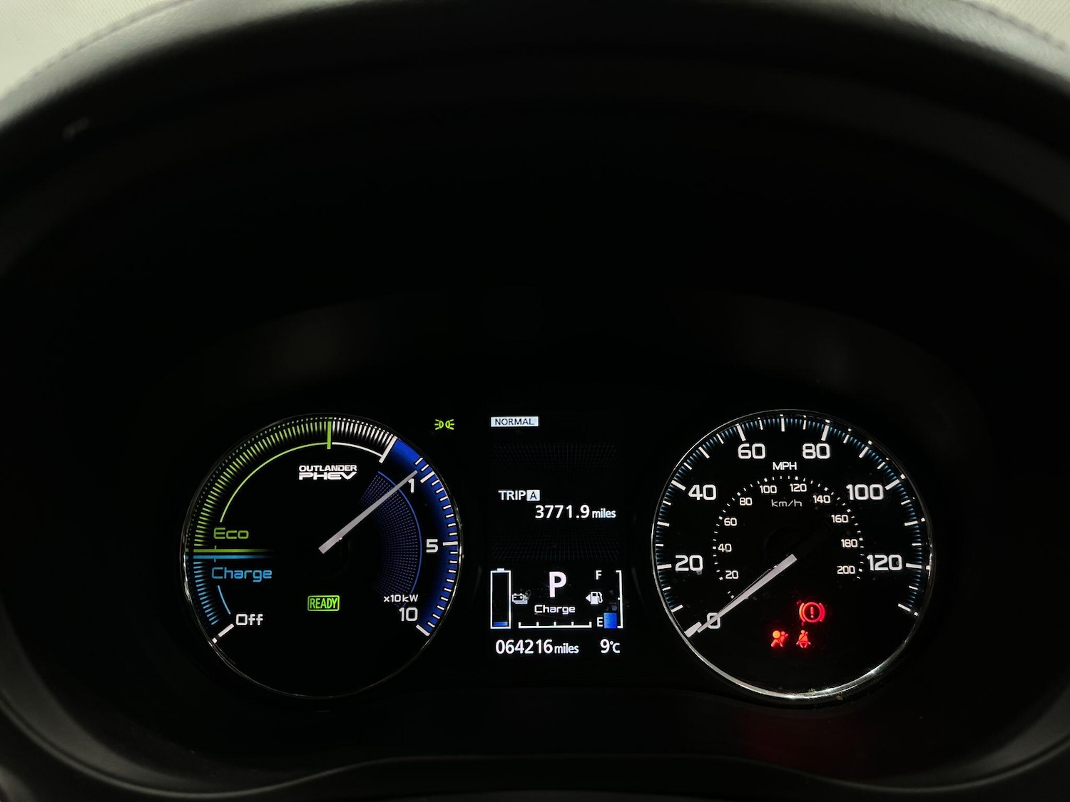 Used Mitsubishi Outlander 2018 for sale - 77040318: Photo 39