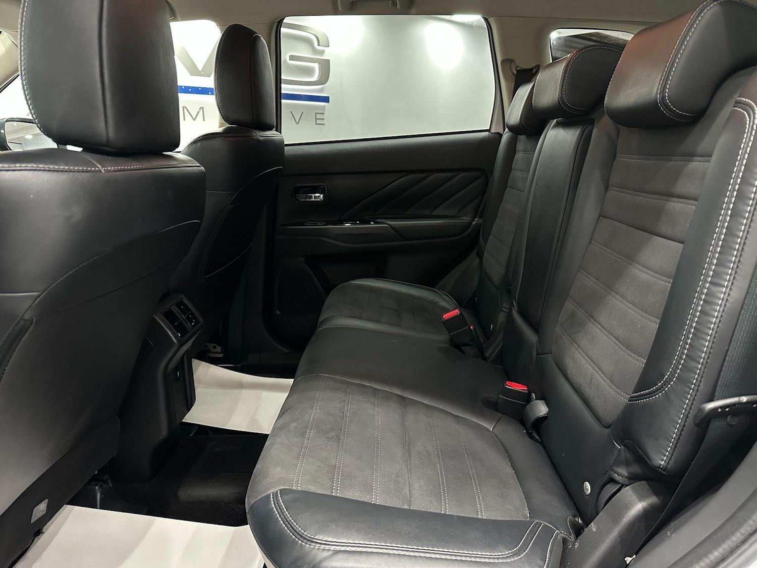 Used Mitsubishi Outlander 2018 for sale - 77040318: Photo 45