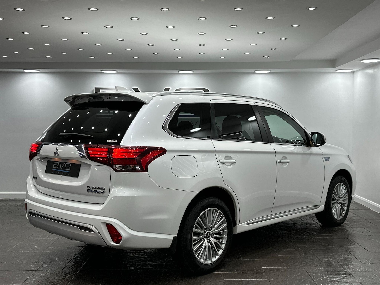 Used Mitsubishi Outlander 2018 for sale - 77040318: Photo 8