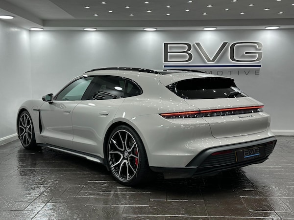 Used Porsche Taycan 2022 for sale - 76175365: Photo 10