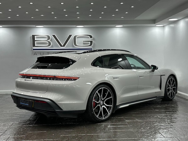 Used Porsche Taycan 2022 for sale - 76175365: Photo 12