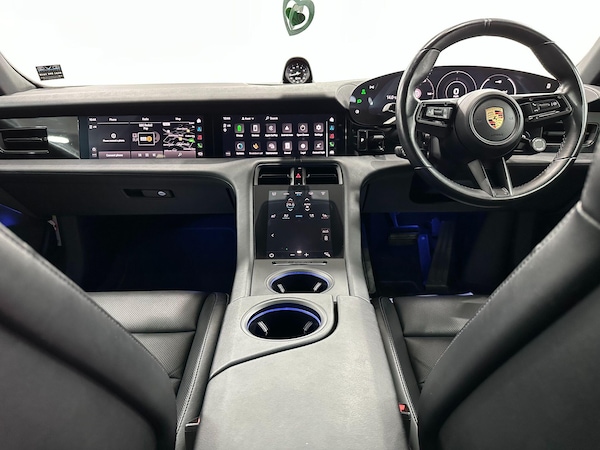 Used Porsche Taycan 2022 for sale - 76175365: Photo 43