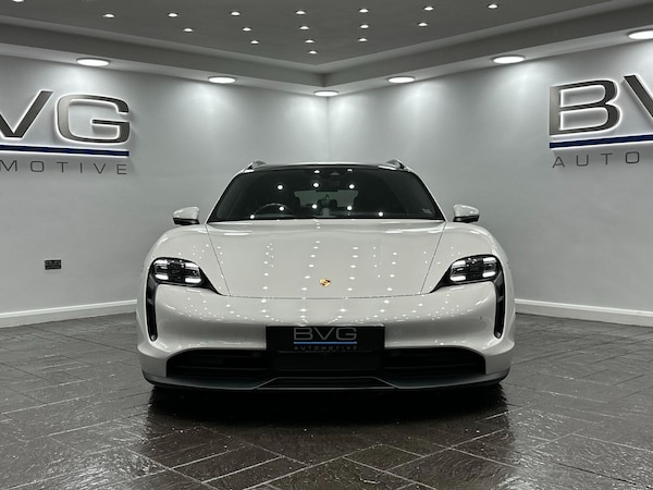 Used Porsche Taycan 2022 for sale - 76175365: Photo 5