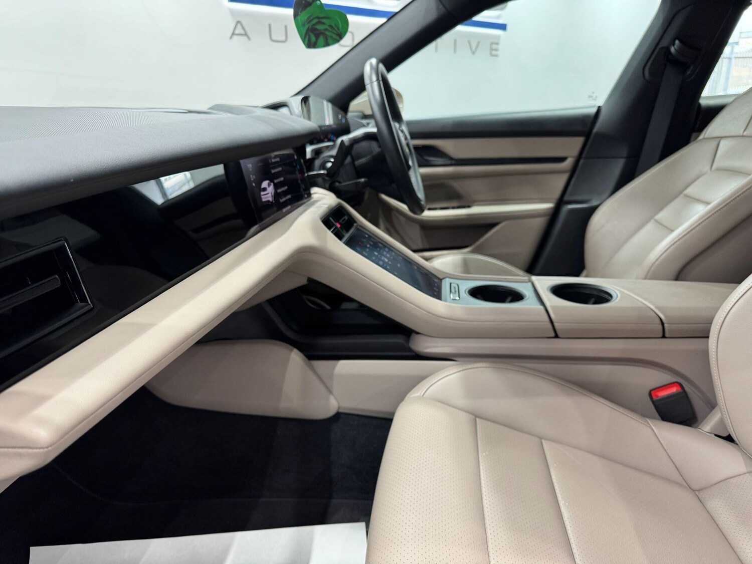 Used Porsche Taycan 2023 for sale - 77456505: Photo 45