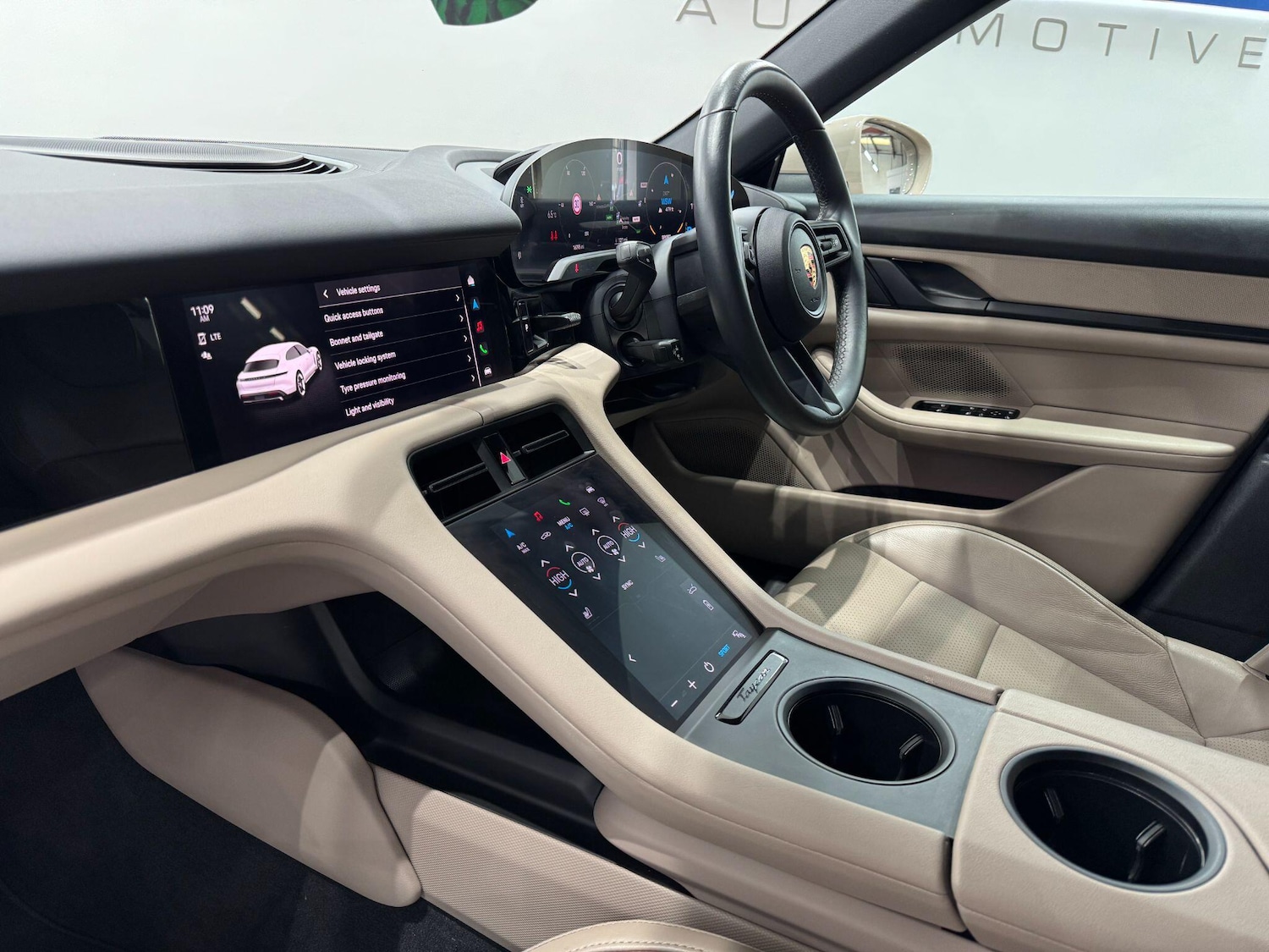 Used Porsche Taycan 2023 for sale - 77456505: Photo 46