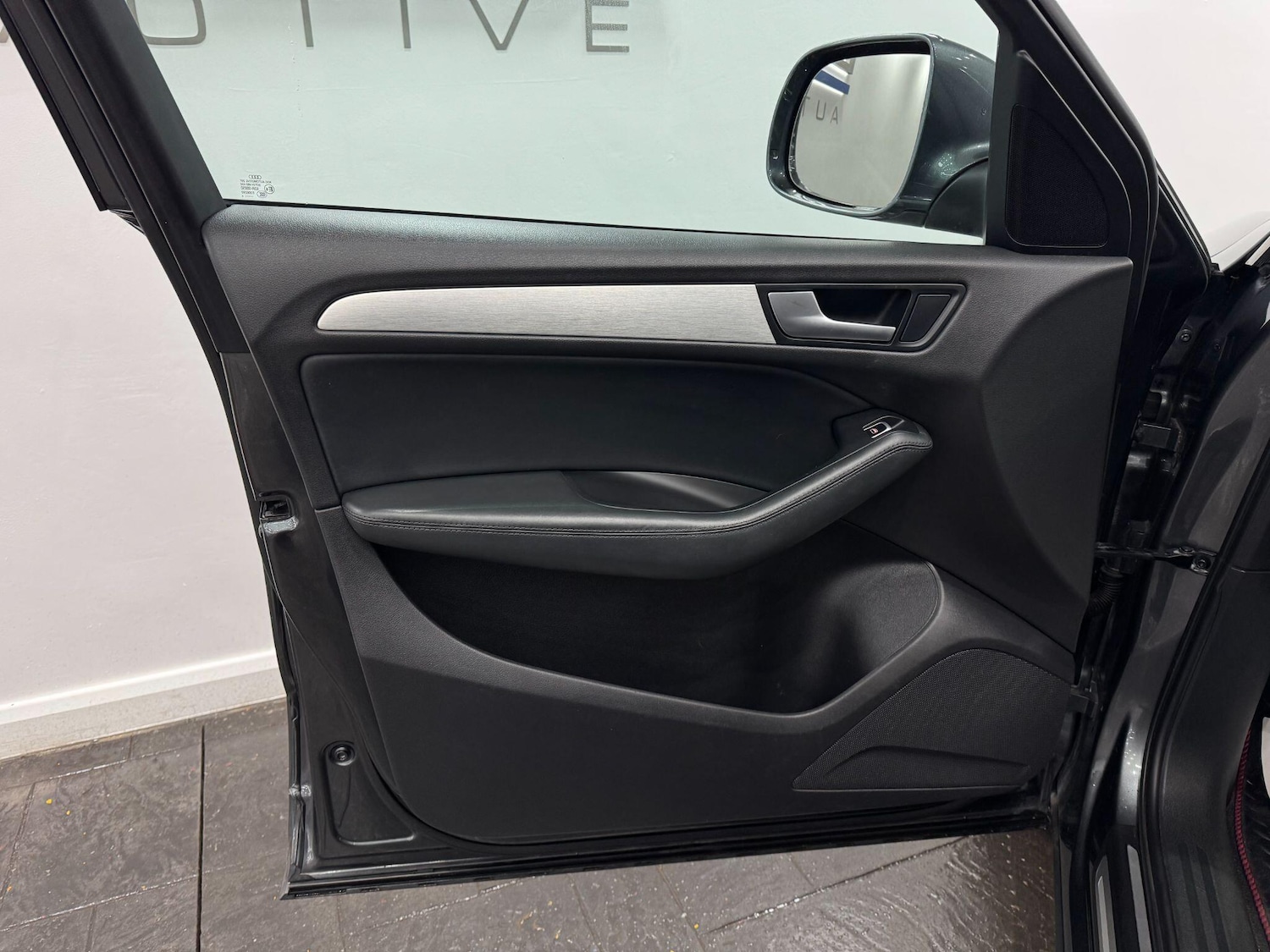 Used Audi Q5 2014 for sale - 77523954: Photo 47