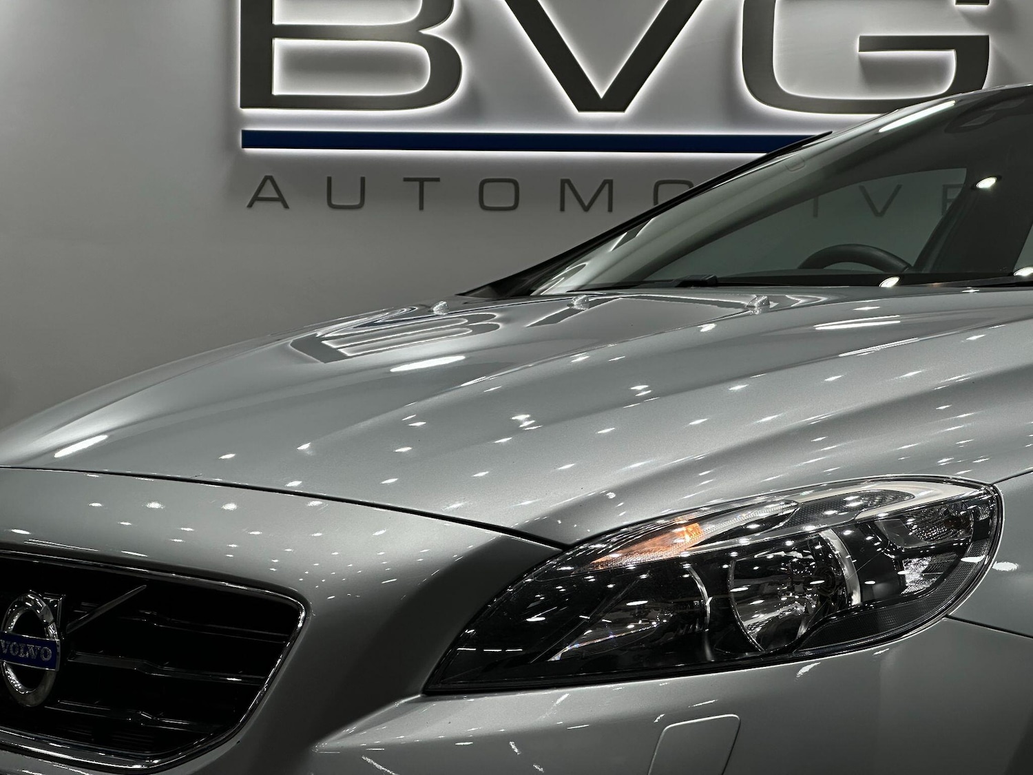 Used Volvo V40 2016 for sale - 76824679: Photo 15