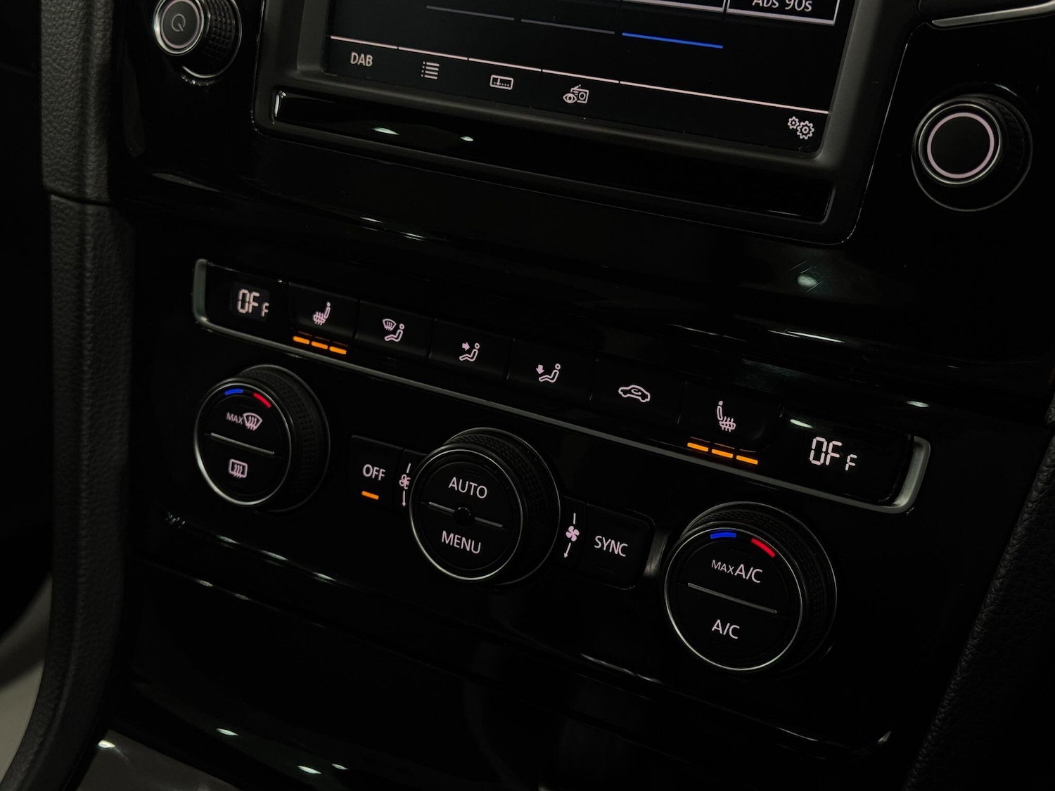 Used Volkswagen Golf 2017 for sale - 77982580: Photo 37