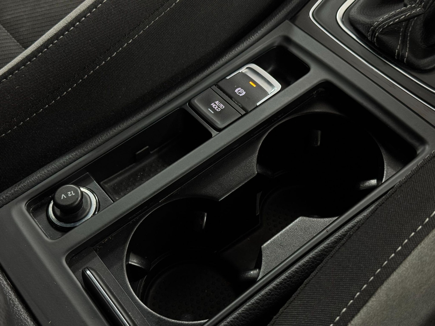 Used Volkswagen Golf 2017 for sale - 77982580: Photo 39