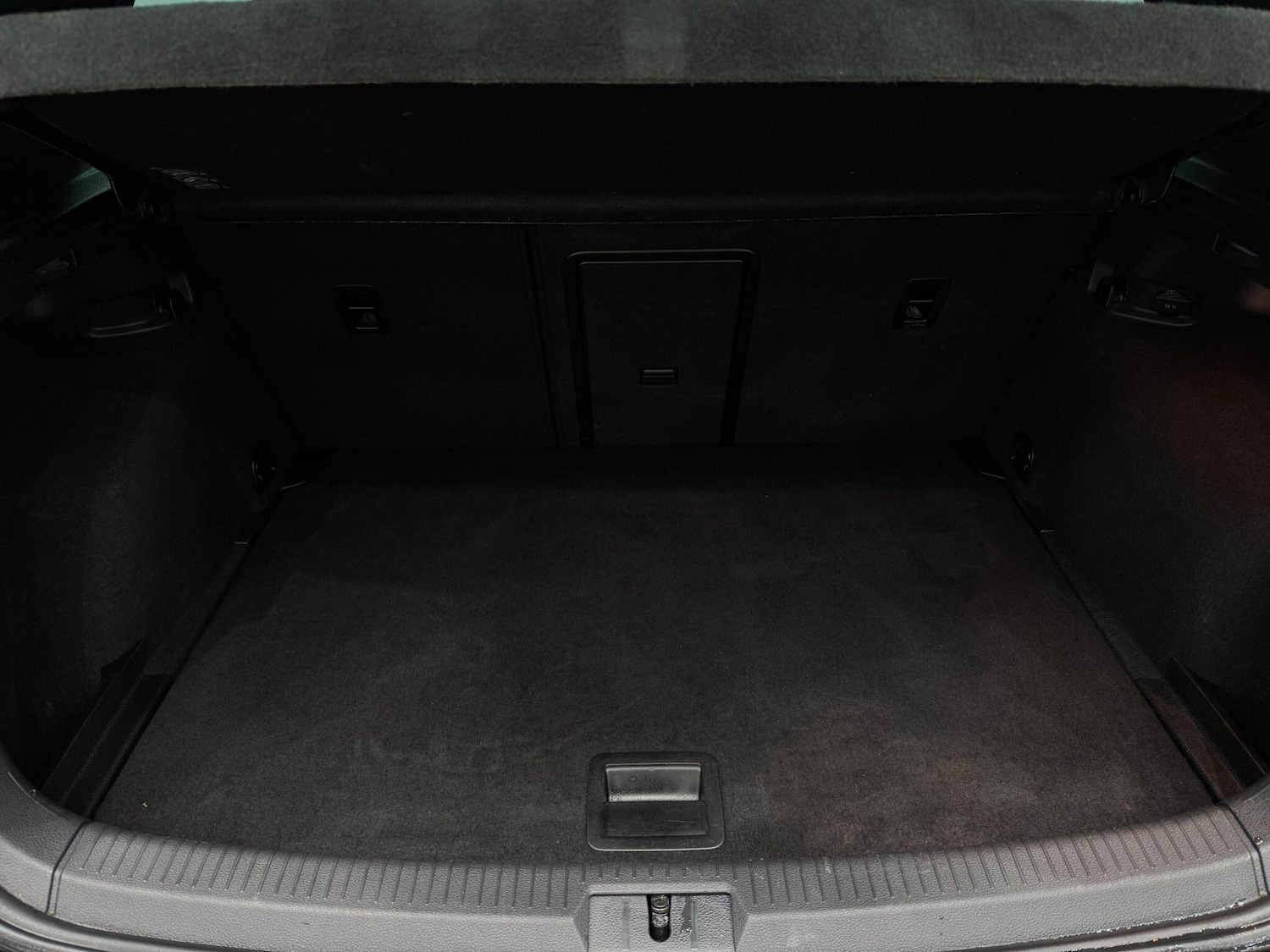 Used Volkswagen Golf 2017 for sale - 77982580: Photo 59