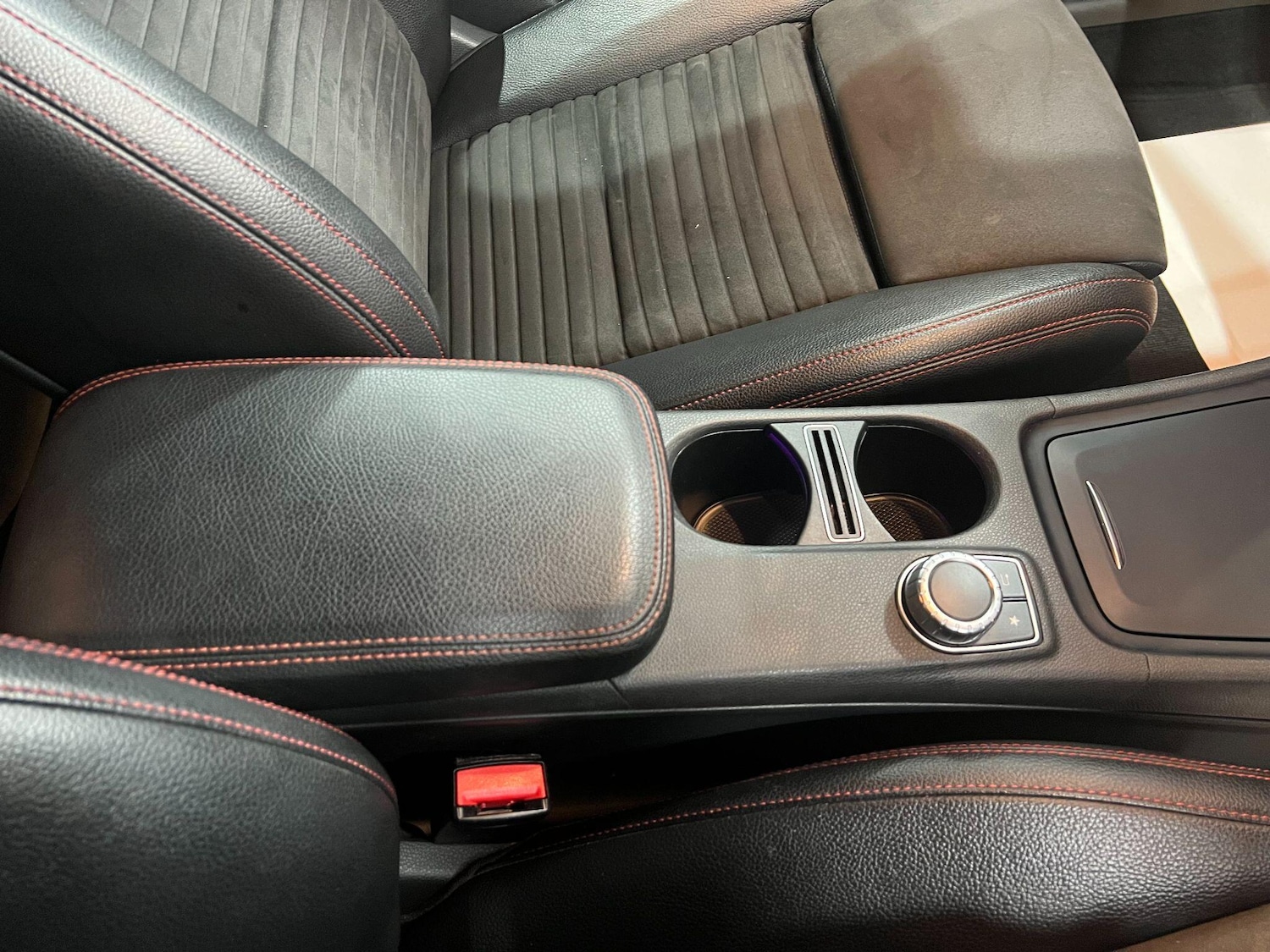 Used Mercedes-Benz GLA 2016 for sale - 76095171: Photo 31