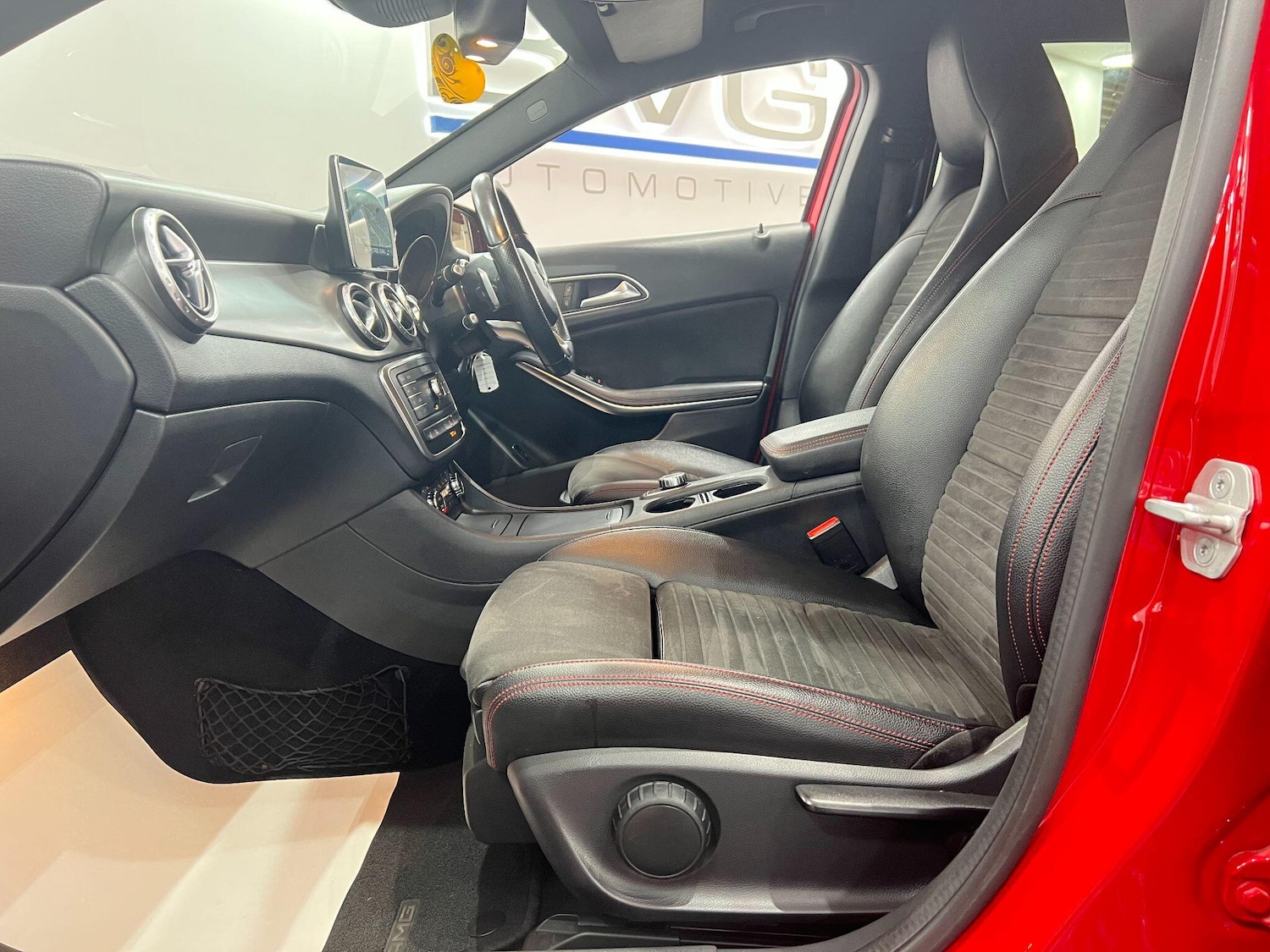 Used Mercedes-Benz GLA 2016 for sale - 76095171: Photo 61