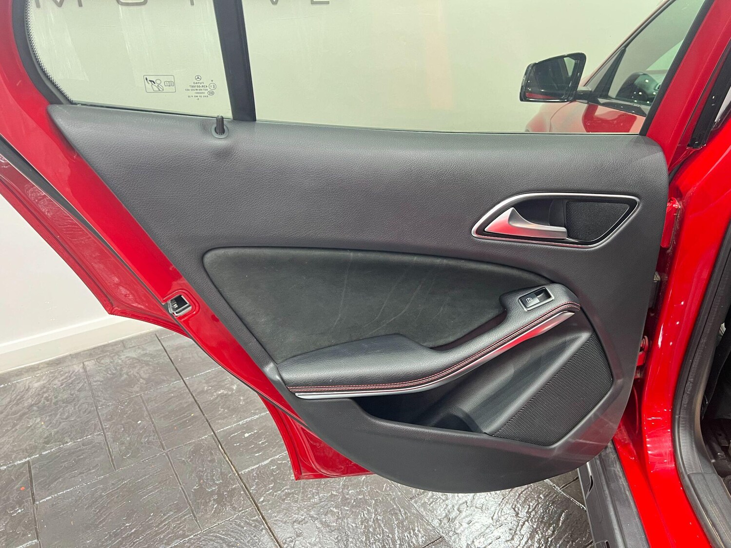 Used Mercedes-Benz GLA 2016 for sale - 76095171: Photo 64