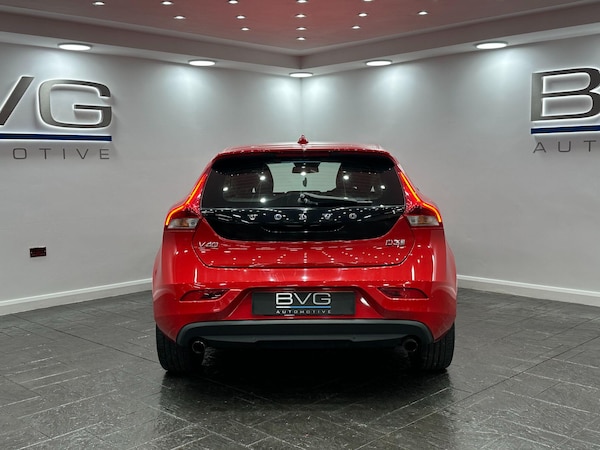 Used Volvo V40 2016 for sale - 76215479: Photo 11