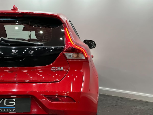 Used Volvo V40 2016 for sale - 76215479: Photo 20