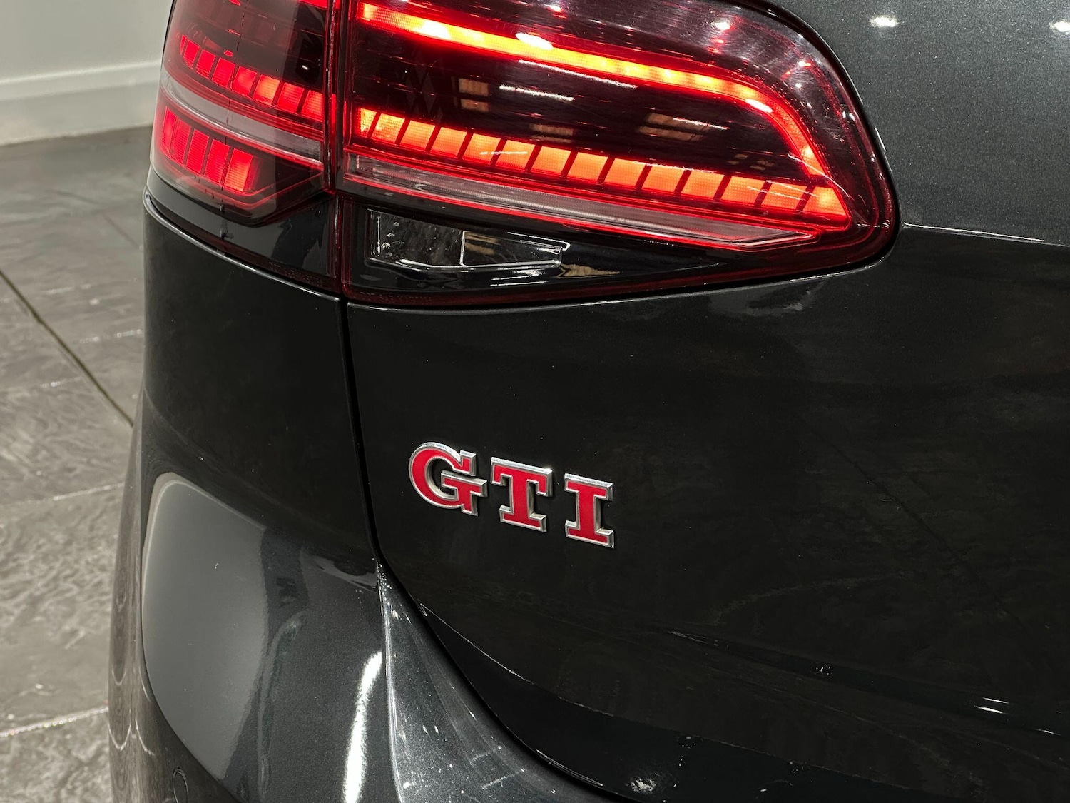 Used Volkswagen Golf 2016 for sale - 76620395: Photo 21