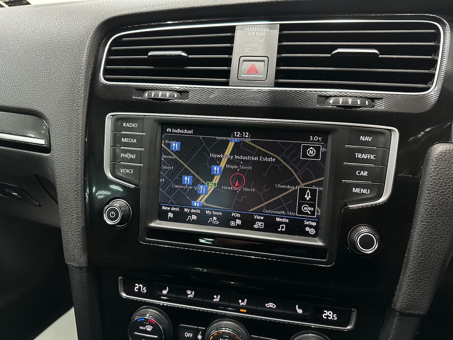 Used Volkswagen Golf 2016 for sale - 76620395: Photo 32