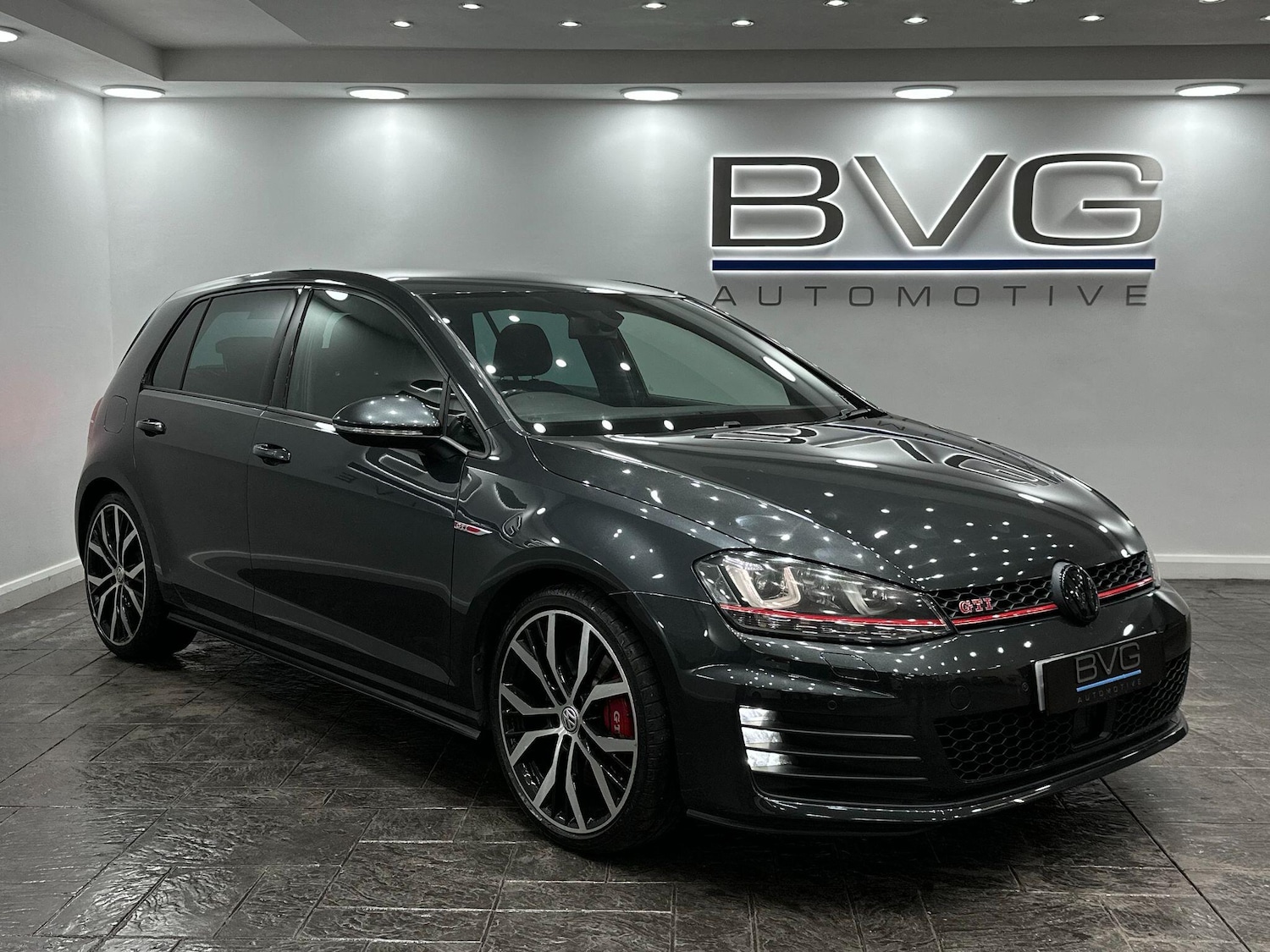 Used Volkswagen Golf 2016 for sale - 76620395: Photo 4