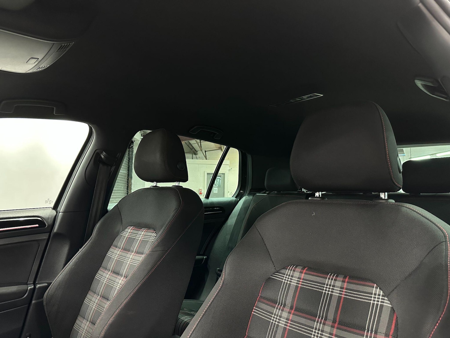 Used Volkswagen Golf 2016 for sale - 76620395: Photo 51