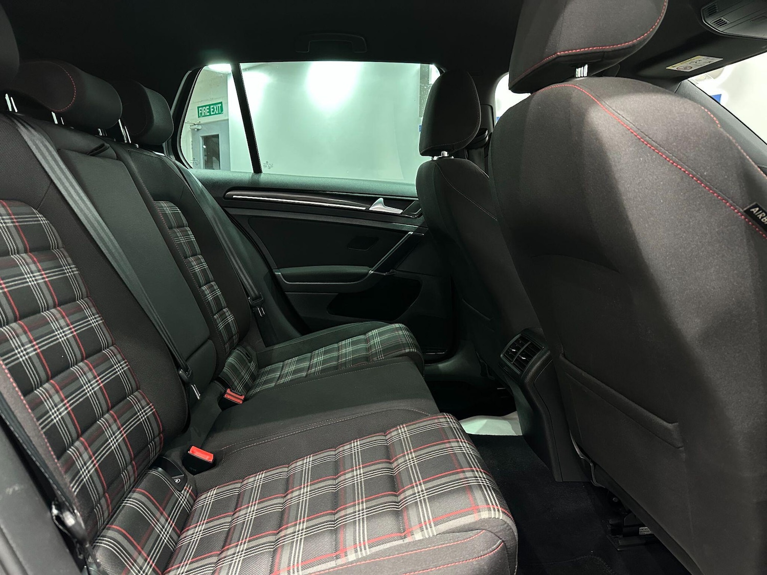 Used Volkswagen Golf 2016 for sale - 76620395: Photo 57