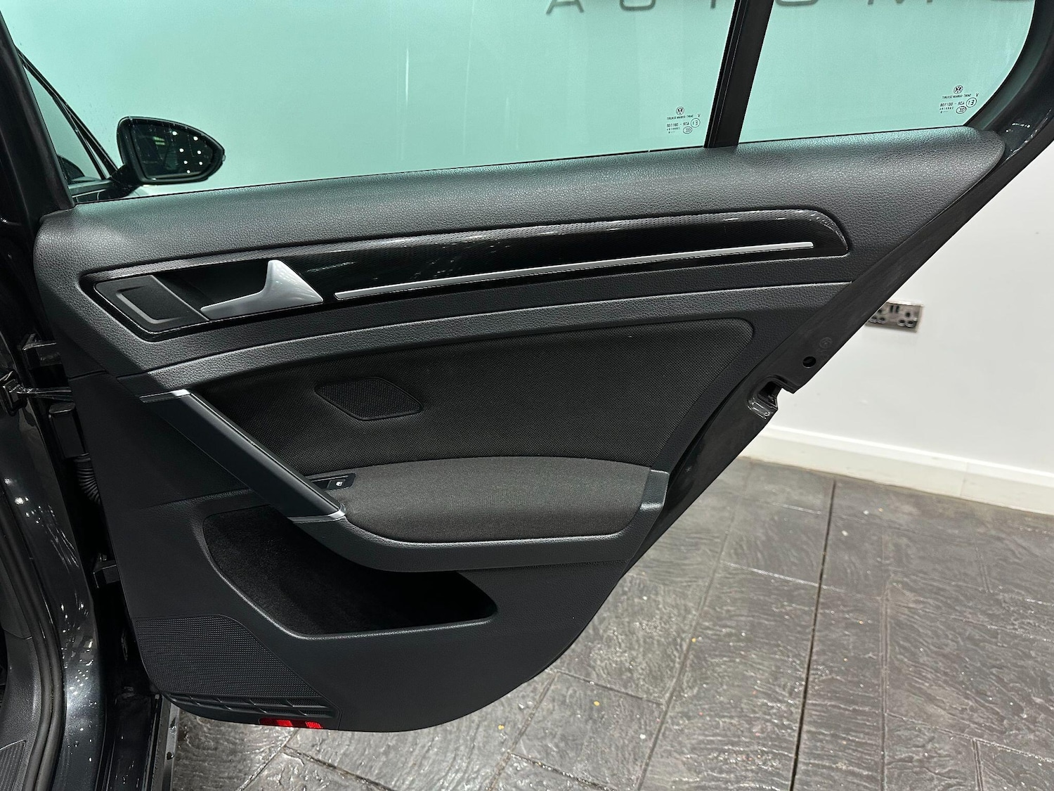 Used Volkswagen Golf 2016 for sale - 76620395: Photo 58