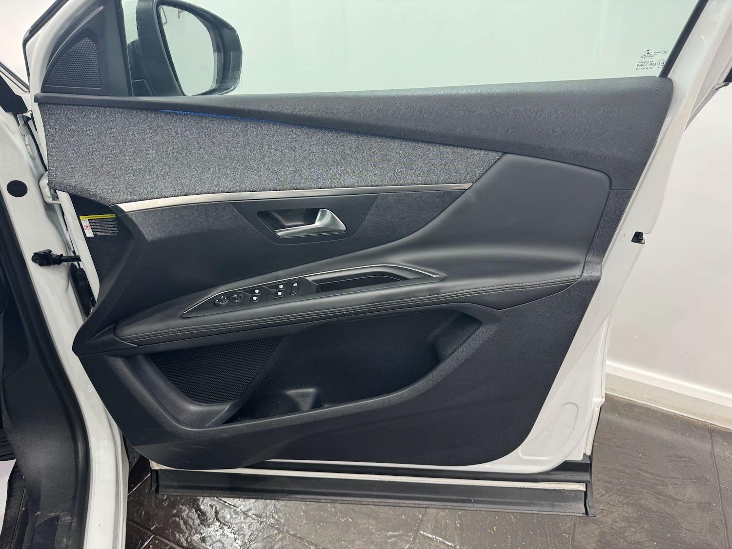 Used Peugeot 3008 2018 for sale - 77396415: Photo 26