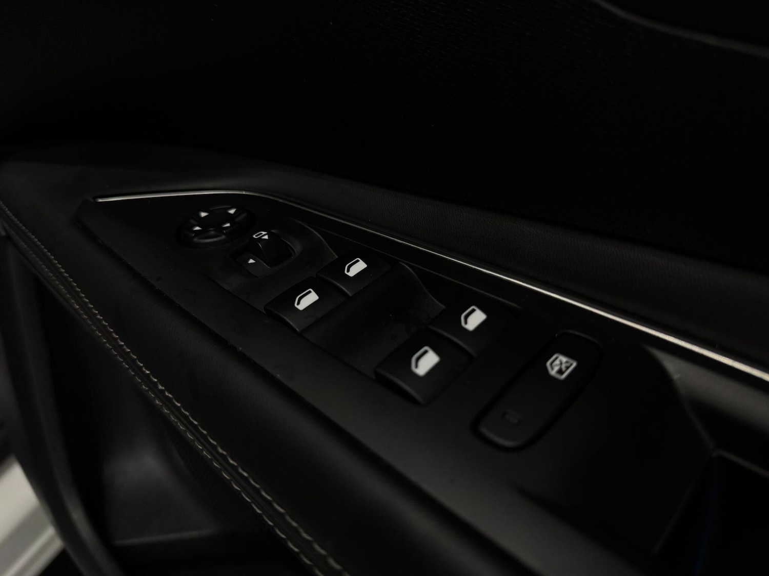 Used Peugeot 3008 2018 for sale - 77396415: Photo 27