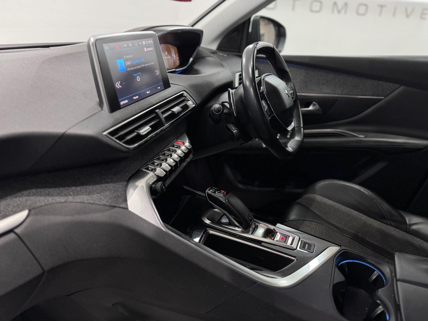 Used Peugeot 3008 2018 for sale - 77396415: Photo 47