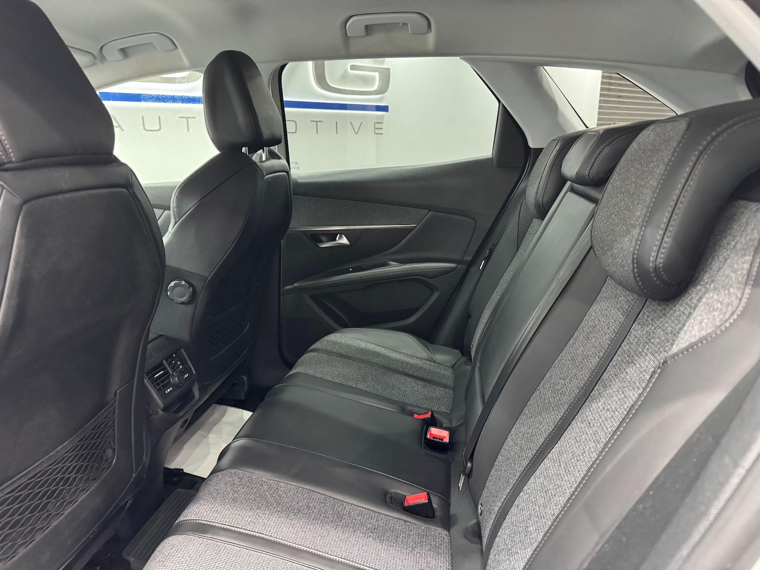 Used Peugeot 3008 2018 for sale - 77396415: Photo 51