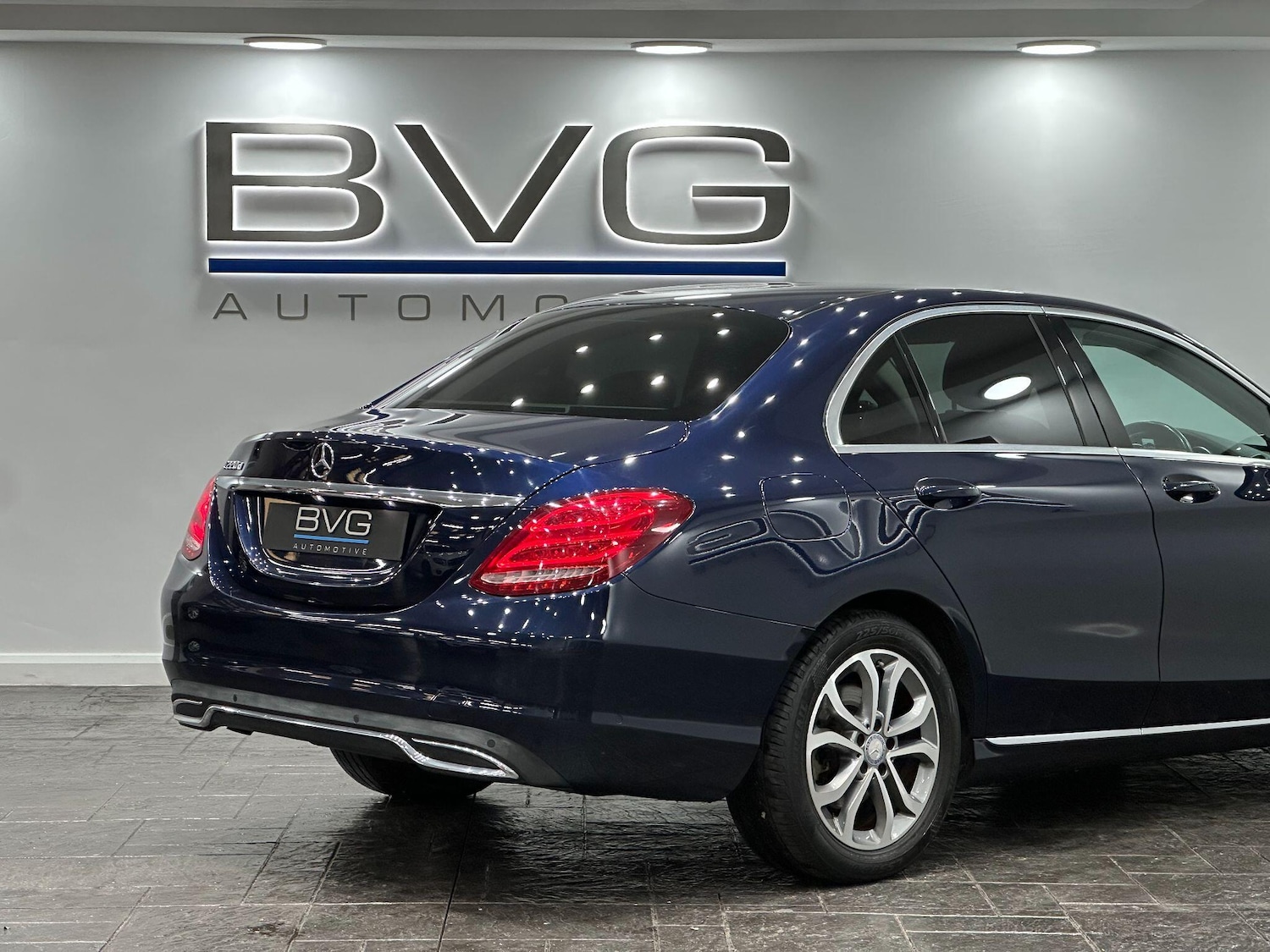 Used Mercedes-Benz C Class 2017 for sale - 76348807: Photo 18