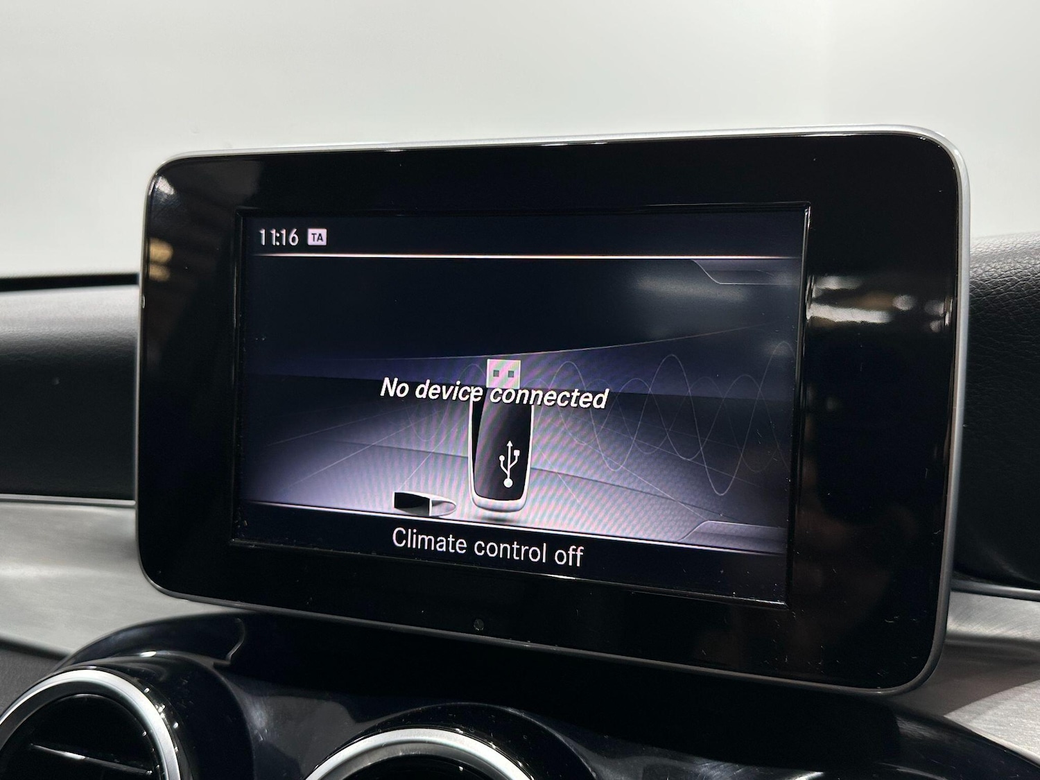 Used Mercedes-Benz C Class 2017 for sale - 76348807: Photo 39