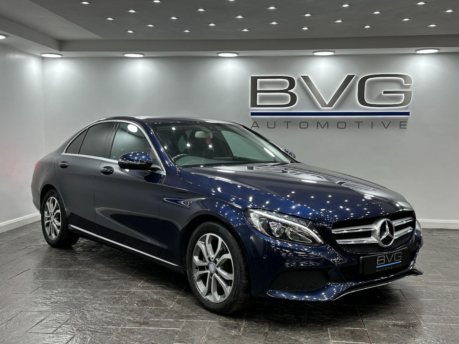 Used Mercedes-Benz C Class 2017 for sale - 76348807: Photo 4
