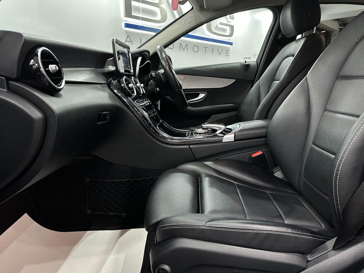 Used Mercedes-Benz C Class 2017 for sale - 76348807: Photo 59