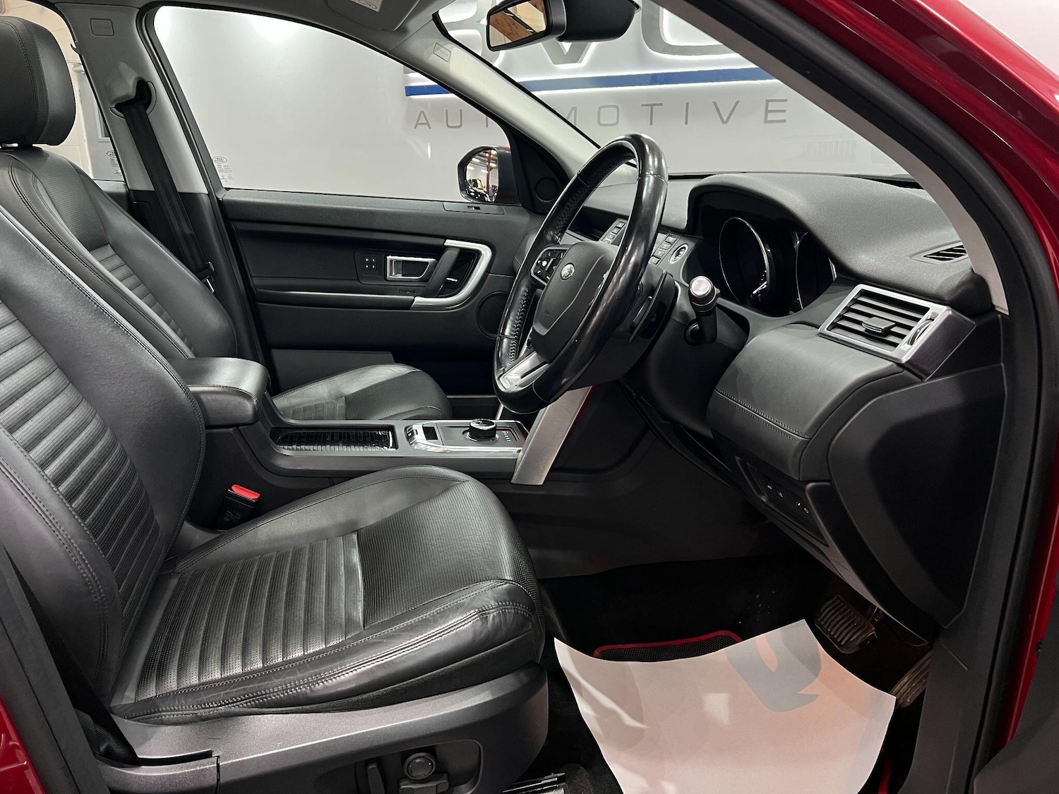 Used Land Rover Discovery Sport 2017 for sale - 76607217: Photo 25